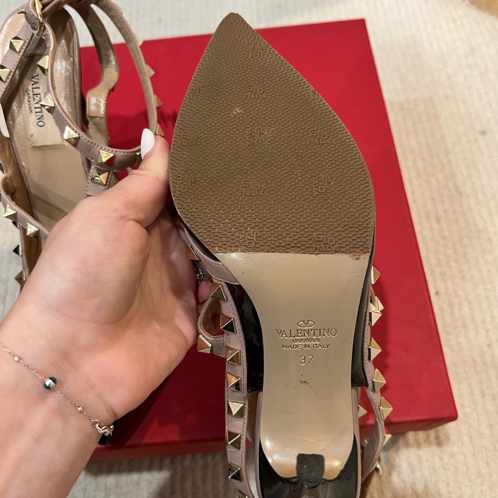 Valentino Rockstud heels size 37 size 7 - Picture 5 of 8
